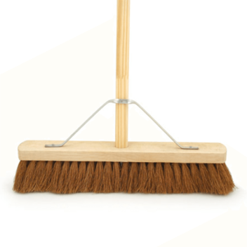 Bentley Natural Platform Brush With Handle - 18\"